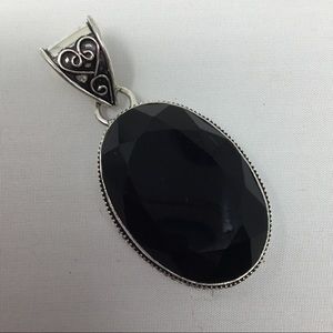 🔥🔥925 Sterling Silver & Black Chalcedony (Black Onyx) Pendant🔥🔥